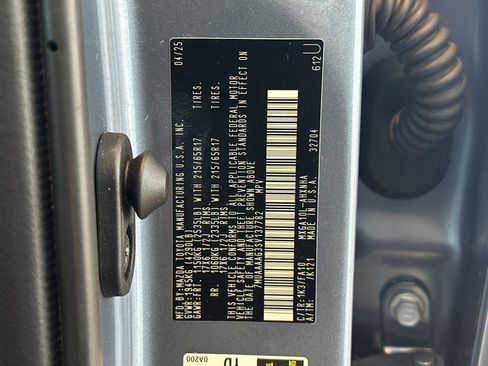 Certified 2025 Toyota Corolla Cross L image 28