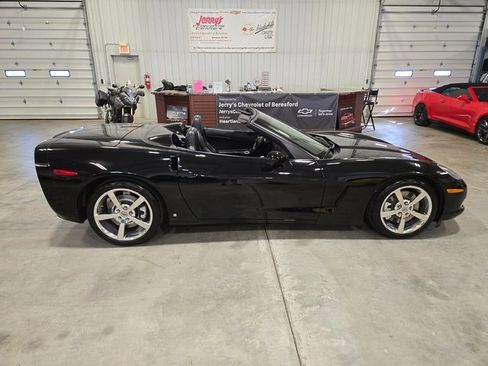 Used 2008 Chevrolet Corvette Convertible w/ Preferred Equipment Group image 6
