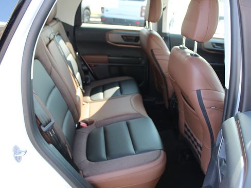 New 2025 Ford Bronco Sport Outer Banks w/ Outer Banks Tech Package+ AWD/4WD image 15