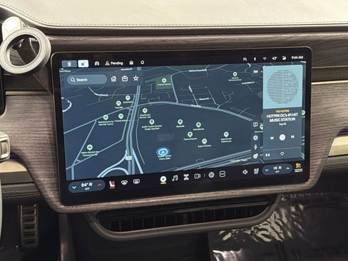 Used 2022 Rivian R1T Adventure image 17