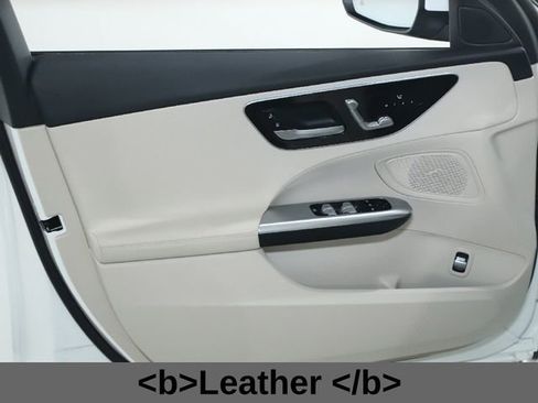 Used 2023 Mercedes-Benz C 300 4MATIC Sedan image 24