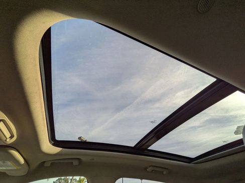 Used 2019 Lincoln Nautilus Reserve image 19