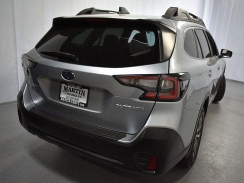Used 2020 Subaru Outback Premium AWD/4WD image 6
