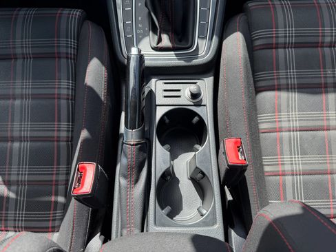 Used 2016 Volkswagen GTI S FWD image 24