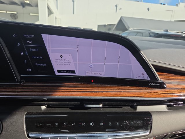 Used 2023 Cadillac Escalade Premium Luxury AWD/4WD image 12