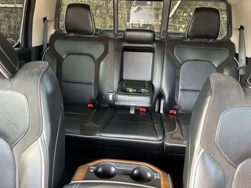Used 2022 RAM 1500 Laramie AWD/4WD image 22