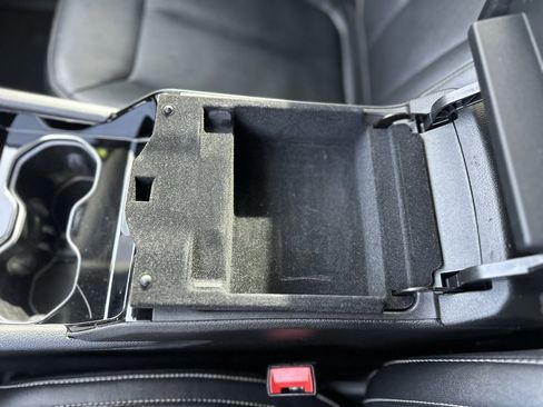 Used 2021 Jeep Grand Cherokee L Limited image 25