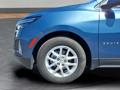 Certified 2024 Chevrolet Equinox LT w/ LPO, Floor Liner Package FWD image 4