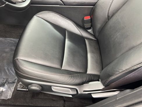 Used 2023 MAZDA MAZDA3 s image 14