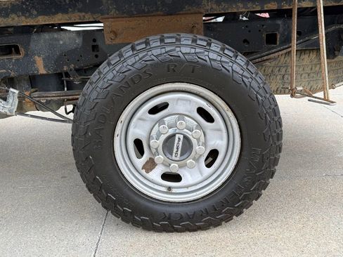 Used 2019 Ford F250 XL w/ Power Equipment Group AWD/4WD image 45