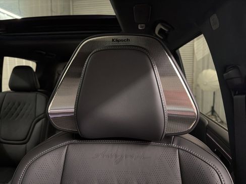 New 2026 INFINITI QX80 Autograph w/ Premium Cargo Package image 19