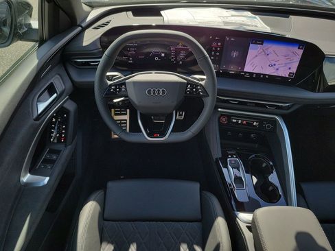 New 2025 Audi SQ5 Premium Plus image 21