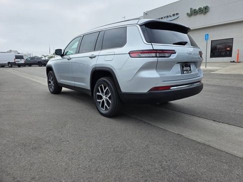 New 2025 Jeep Grand Cherokee L Limited w/ Trailer Tow Package image 5
