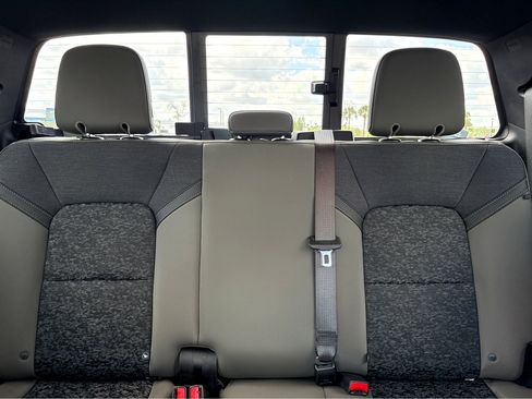 Used 2024 Chevrolet Colorado ZR2 image 7