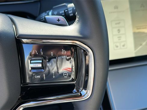 Certified 2024 Land Rover Range Rover Evoque S image 13