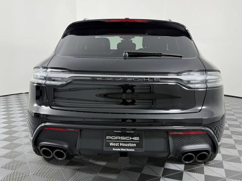 Certified 2026 Porsche Macan AWD/4WD image 10