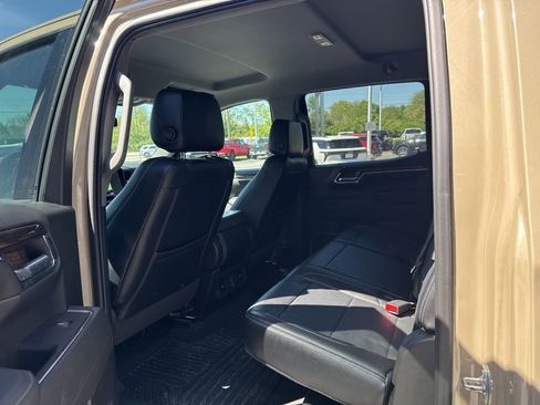 Used 2022 GMC Sierra 1500 Elevation image 26