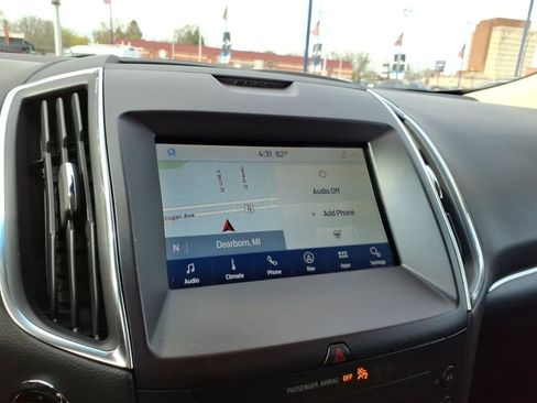 Certified 2020 Ford Edge Titanium image 19