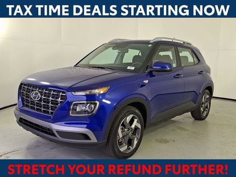 Certified 2025 Hyundai Venue SEL image 4