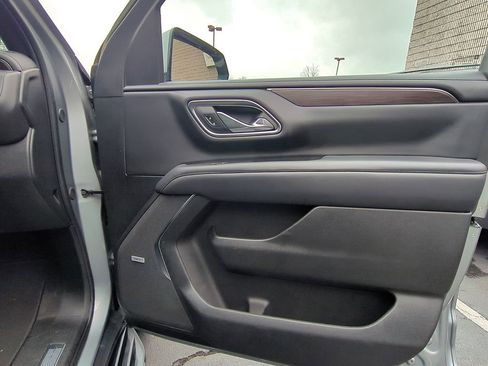 Used 2024 Chevrolet Tahoe LT AWD/4WD image 36