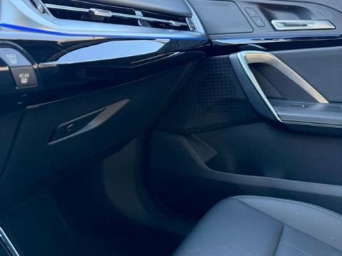 Used 2026 BMW X2 xDrive28i image 12