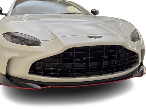Used 2023 Aston Martin V12 Vantage image 4