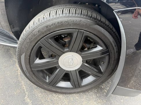 Used 2020 Cadillac Escalade ESV Luxury AWD/4WD image 55