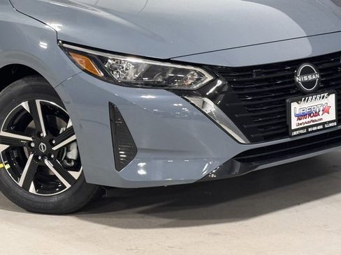 New 2025 Nissan Sentra SV image 3