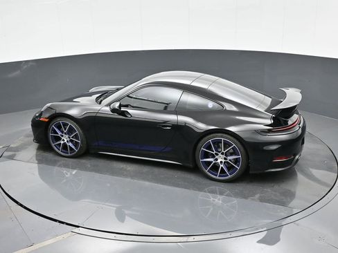 Used 2025 Porsche 911 Carrera T image 27