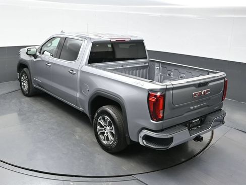 Used 2025 GMC Sierra 1500 SLT AWD/4WD image 38