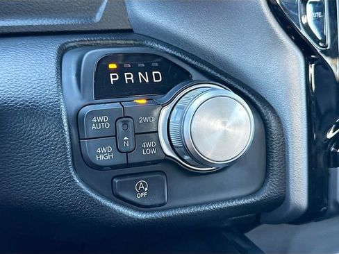 Used 2025 RAM 1500 Laramie image 17