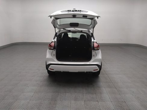 Used 2024 Nissan Kicks S FWD image 29