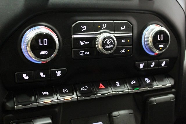 Certified 2022 GMC Sierra 1500 AT4 w/ AT4 Premium Package AWD/4WD image 27