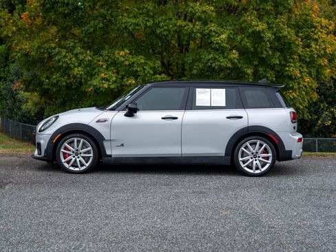 Used 2022 MINI Cooper Clubman John Cooper Works image 3