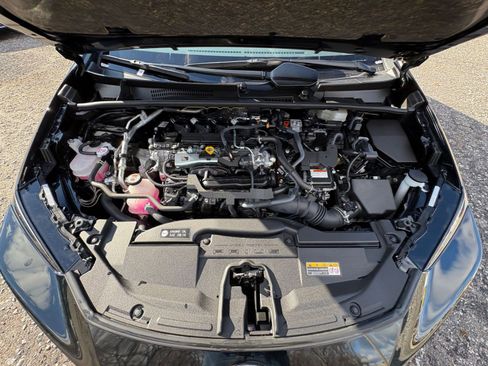 Used 2025 Toyota Prius LE image 28