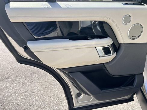 Used 2019 Land Rover Range Rover AWD/4WD image 25