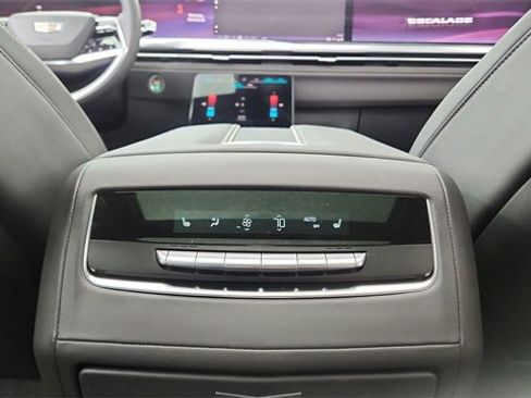 Used 2026 Cadillac Escalade Sport w/ LPO, ONYX Package image 42