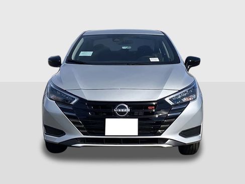 New 2025 Nissan Versa SR image 6