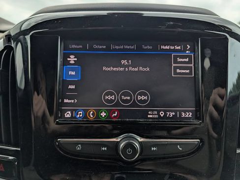 Used 2022 Chevrolet Traverse LS AWD/4WD image 24