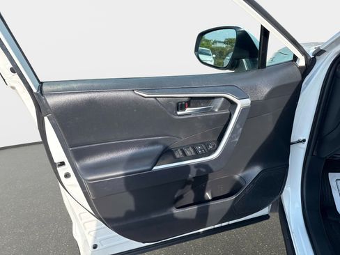 Used 2024 Toyota RAV4 XLE Premium FWD image 17