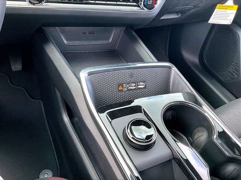 New 2027 Chevrolet Equinox RS FWD image 26