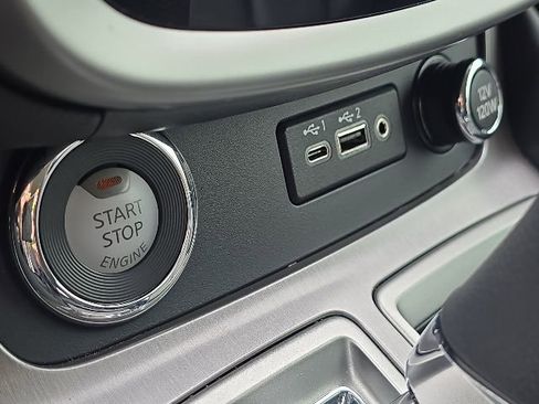 Used 2023 Nissan Murano SV w/ SV Midnight Edition Package FWD image 33
