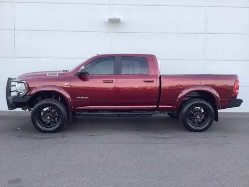 Used 2021 RAM 2500 Big Horn w/ Level 2 Equipment Group AWD/4WD image 2