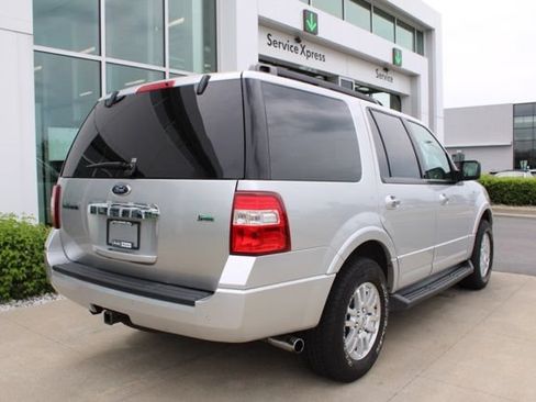 Used 2011 Ford Expedition XLT AWD/4WD image 6
