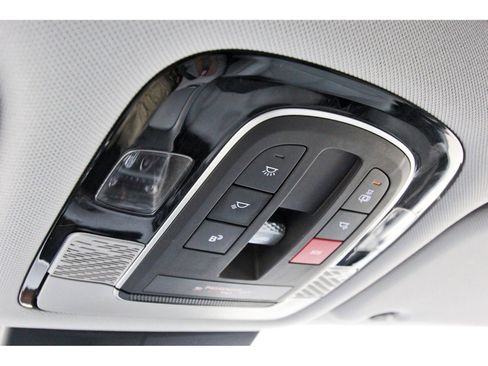 Used 2024 Hyundai Palisade SEL w/ Premium Package FWD image 23