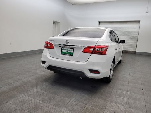 Used 2019 Nissan Sentra S image 7