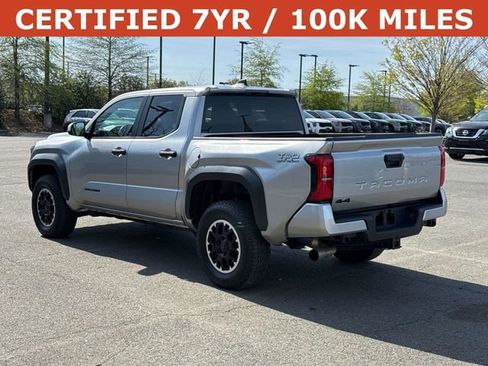 Used 2024 Toyota Tacoma TRD Off-Road AWD/4WD image 4