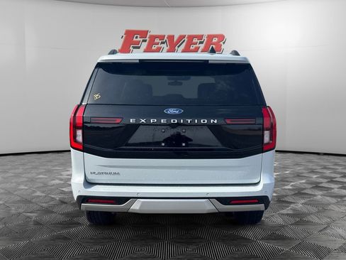 Certified 2025 Ford Expedition Platinum image 4