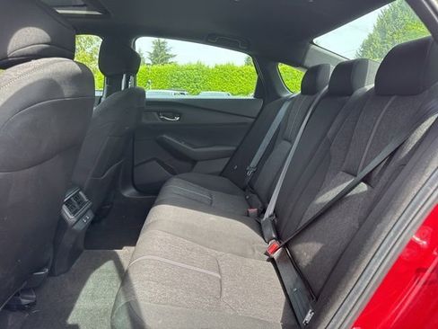 Used 2025 Honda Accord Sport image 8