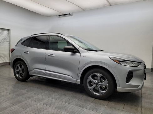 Used 2024 Ford Escape ST-Line image 11